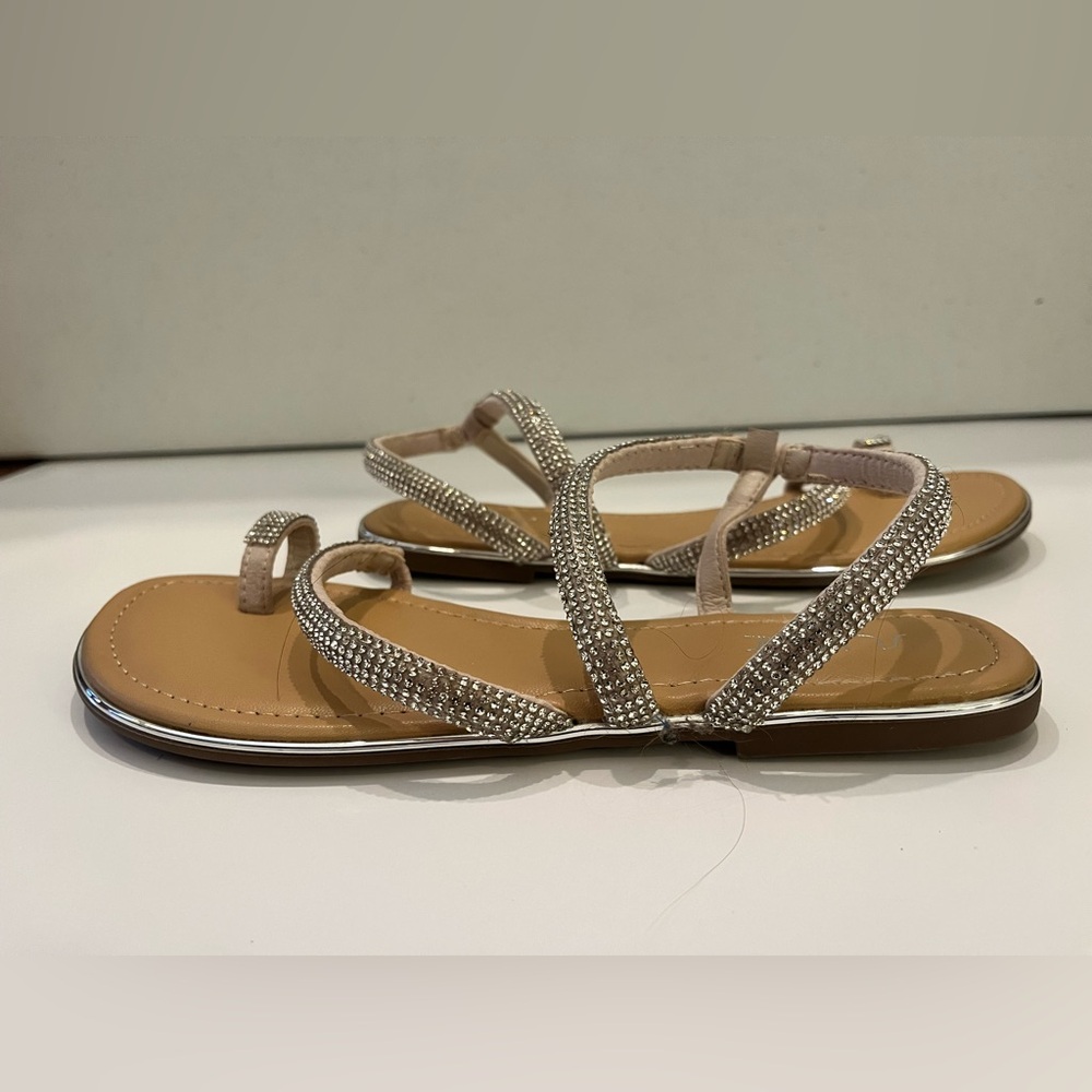 Sugar Silver Rhinestone Toe Ring Sandals Elegant Summer Footwear Size 7 - Picture 5 of 6